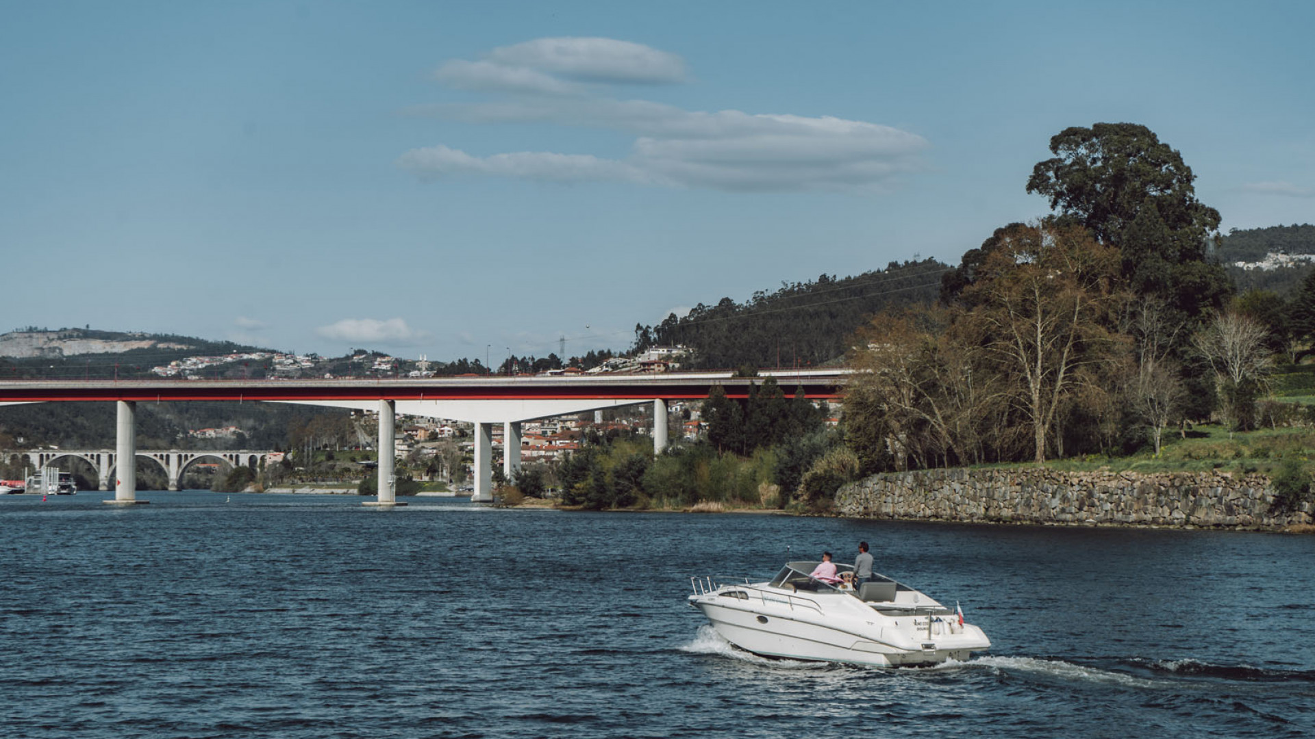 passeios de barco no Rio Douro | PASSEIOS DOURADOS