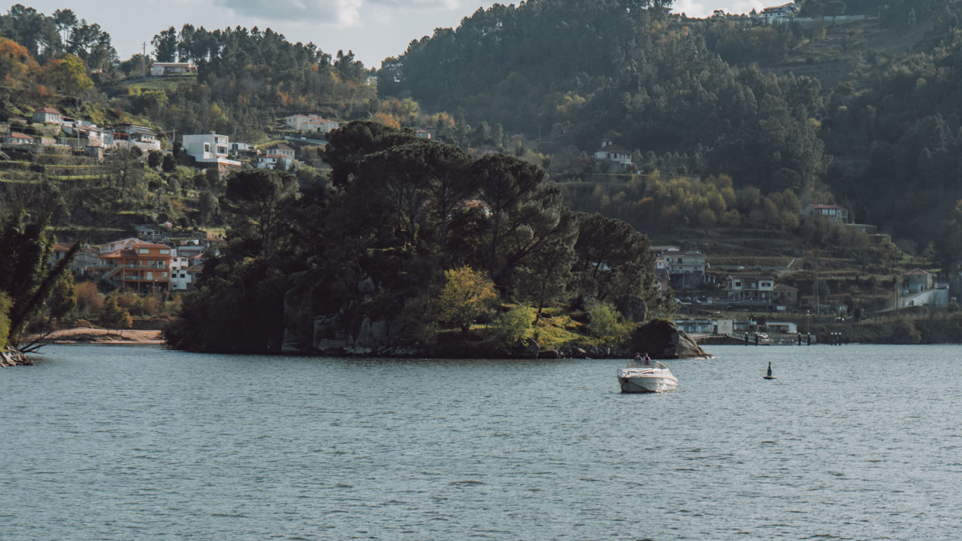 passeios de barco no Rio Douro | PASSEIOS DOURADOS